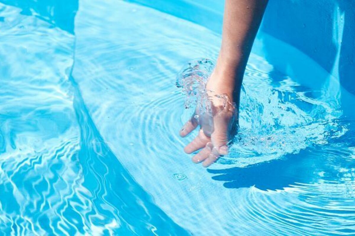 une eau de piscine pure tout savoir sur la qualite de l eau d une piscine 33483 1200 800 une eau de piscine pure tout savoir sur la qualite de l eau d une piscine 33483 1200 800